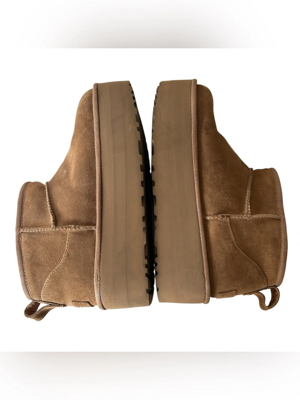 UGG® Classic Ultra Mini Platform Boot - Chestnut, Size 10, NWOT Display pair